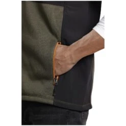 Outdoorweste ADALWOLF Oliv Schwarz -Jan Vanderstorm server 2933